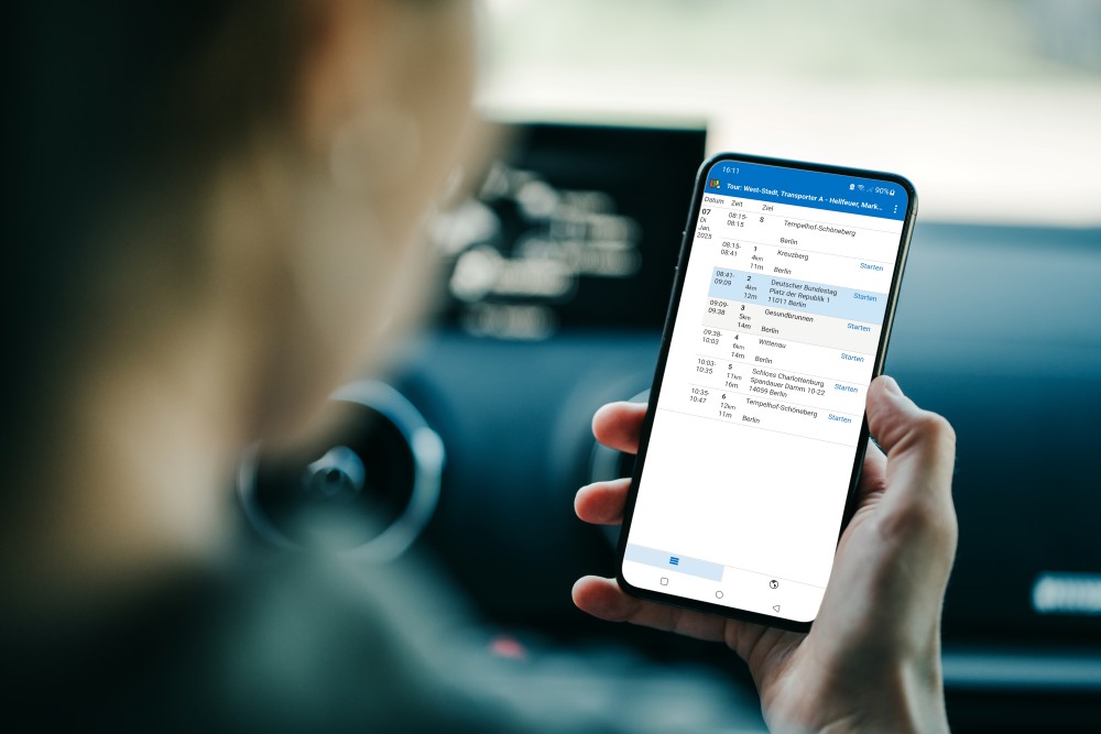 Mit dem Tourenplaner 365 jede Tour als Übersicht mit allen Informationen in der Hand haben und direkt die Navigation starten